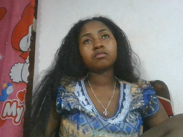 Marinah1a live cam on BongaCams
