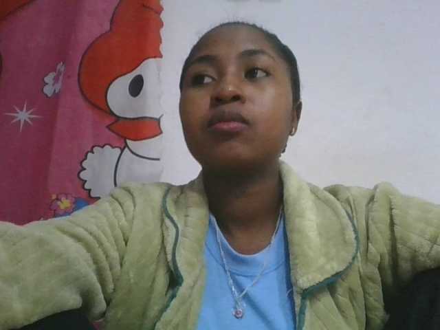 Marinah1a live cam on BongaCams