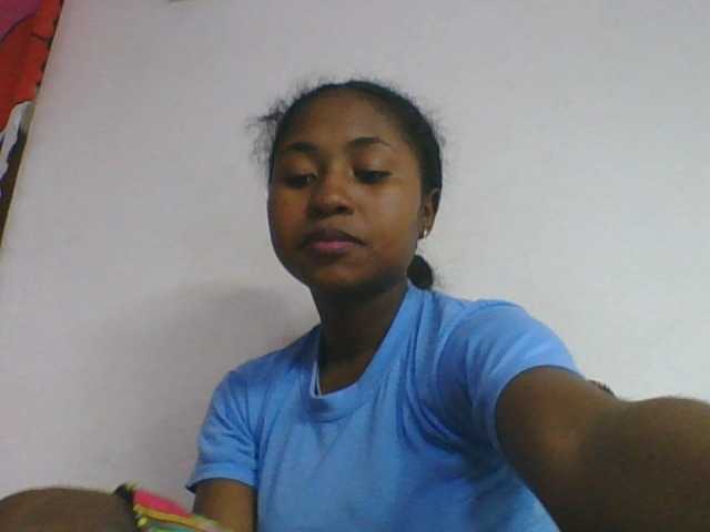 Marinah1a live cam on BongaCams