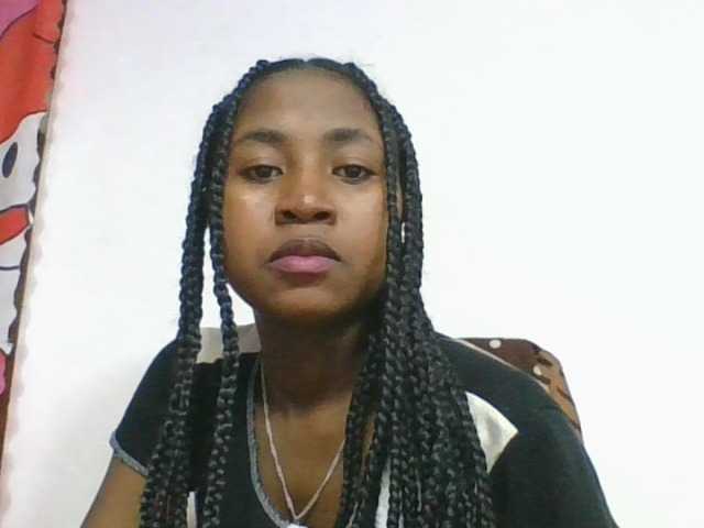 Marinah1a live cam on BongaCams