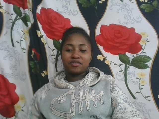 Marinah1a live cam on BongaCams