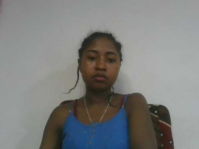 Marinah1a live cam on BongaCams