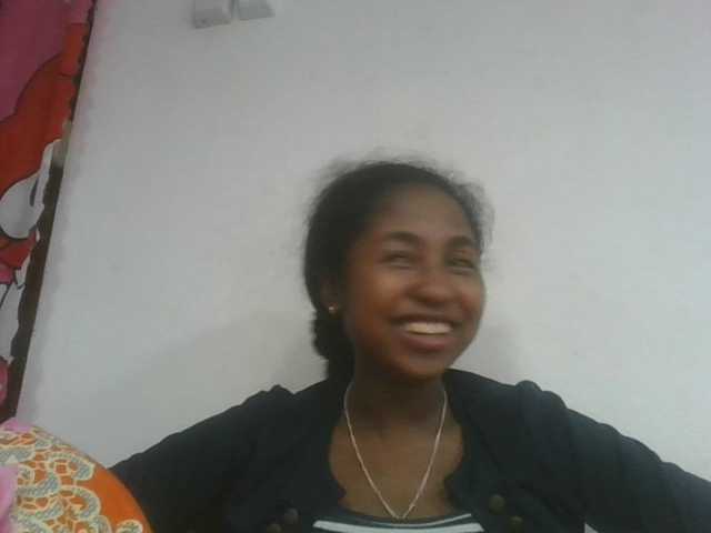 Marinah1a live cam on BongaCams