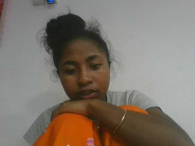 Marinah1a live cam on BongaCams