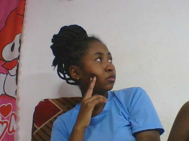 Marinah1a live cam on BongaCams