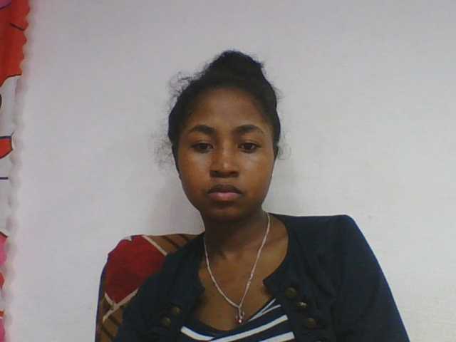 Marinah1a live cam on BongaCams
