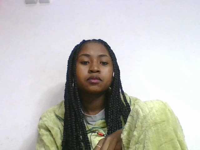 Marinah1a live cam on BongaCams