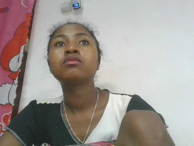 Marinah1a live cam on BongaCams