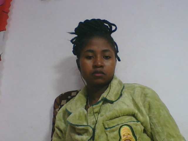 Marinah1a live cam on BongaCams
