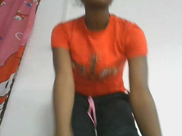 Marinah1a live cam on BongaCams