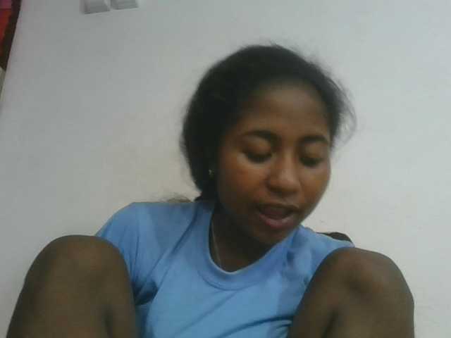 Marinah1a live cam on BongaCams