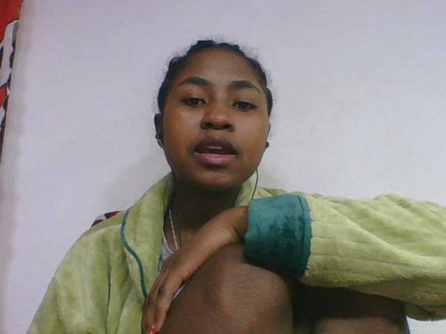 Marinah1a live webcam show