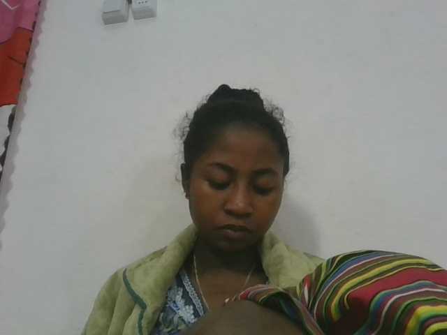 Marinah1a live cam on BongaCams