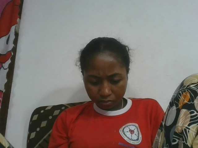 Marinah1a live cam on BongaCams