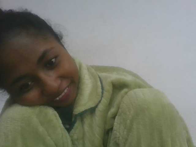 Marinah1a live cam on BongaCams