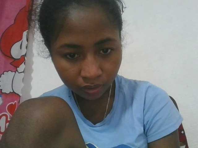 Marinah1a live cam on BongaCams