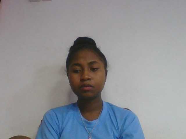 Marinah1a live cam on BongaCams
