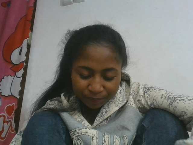 Marinah1a live cam on BongaCams