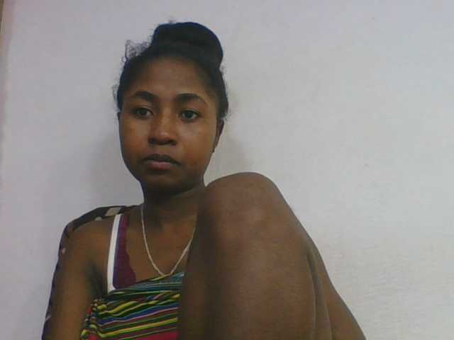 Marinah1a live webcam show