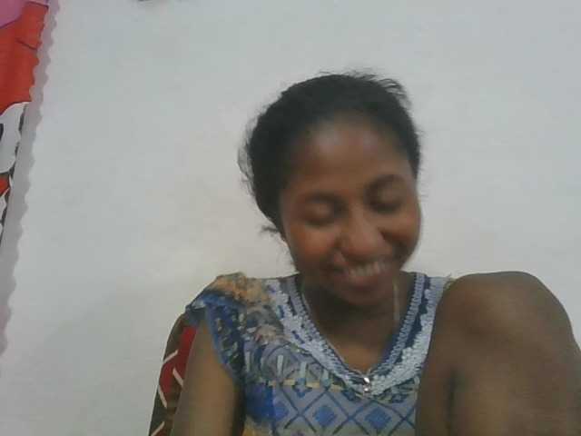 Marinah1a live cam preview