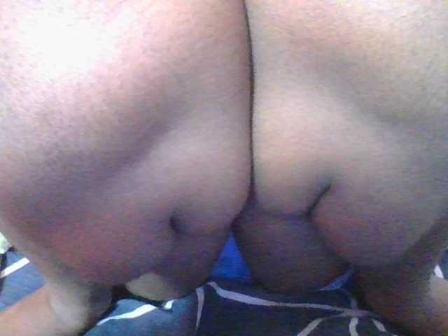Marinah1a live cam on BongaCams