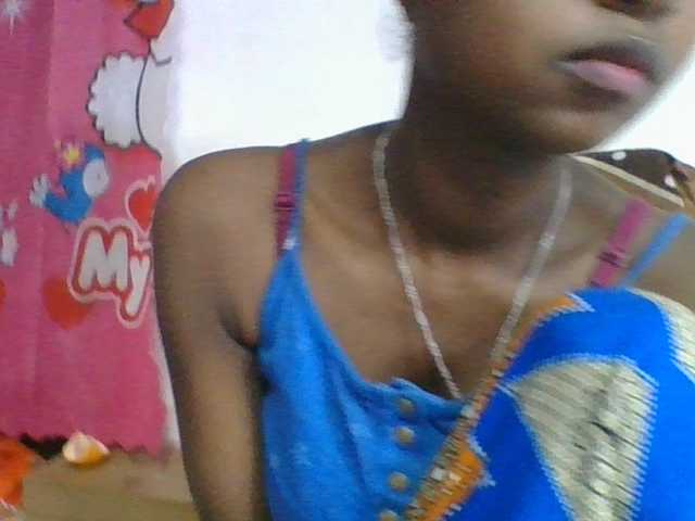 Marinah1a live cam on BongaCams