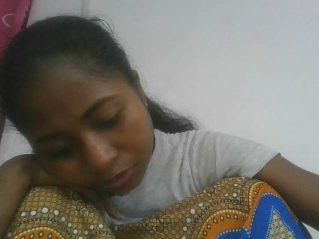 Marinah1a live cam on BongaCams