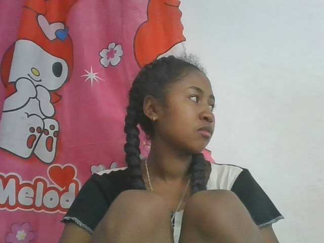 Marinah1a live cam on BongaCams