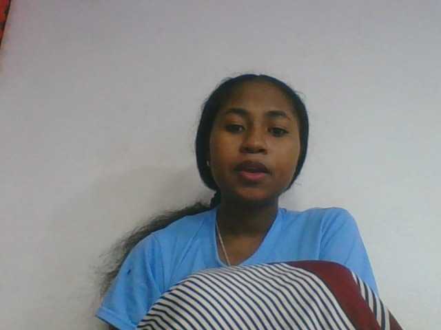 Marinah1a live cam on BongaCams