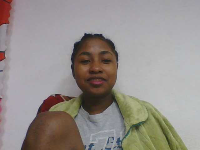 Marinah1a live cam on BongaCams