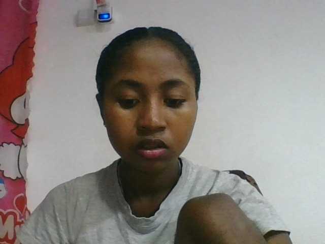 Marinah1a live cam on BongaCams