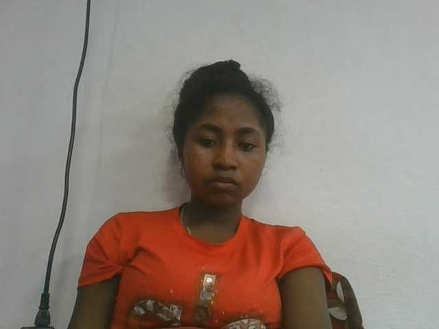 Marinah1a live webcam show