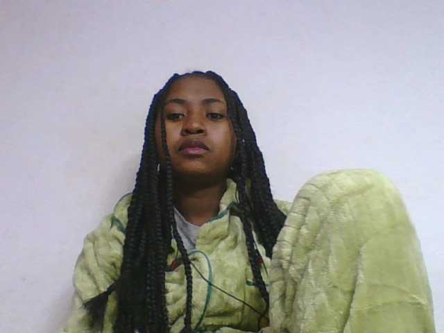 Marinah1a live cam on BongaCams