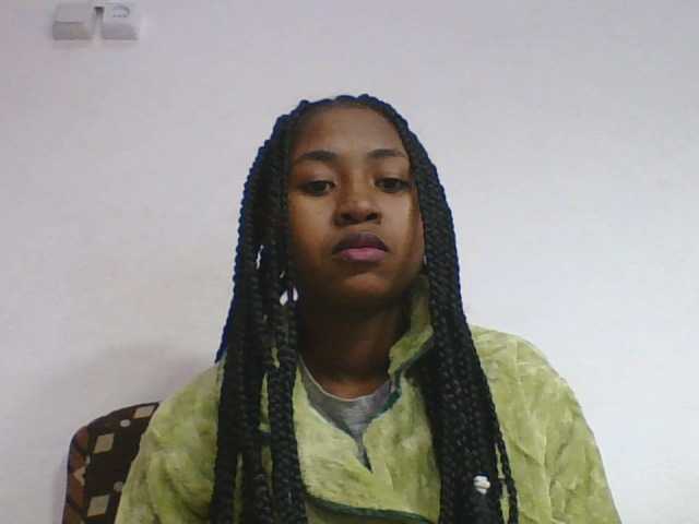 Marinah1a live cam on BongaCams