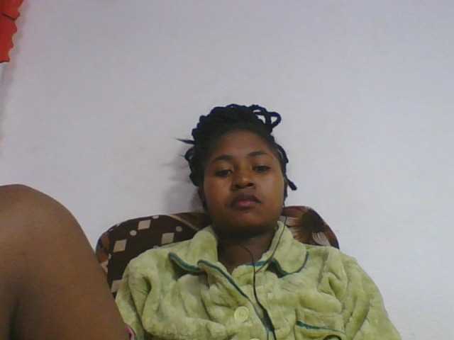 Marinah1a live cam on BongaCams