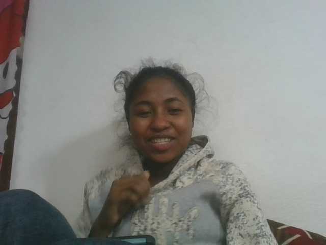Marinah1a live cam on BongaCams