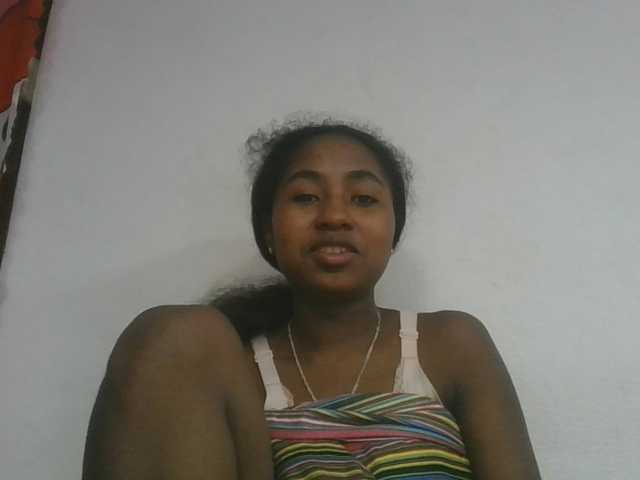 Marinah1a live webcam show