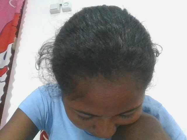 Marinah1a live cam on BongaCams