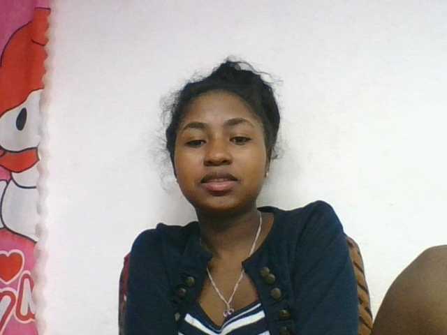 Marinah1a live cam on BongaCams