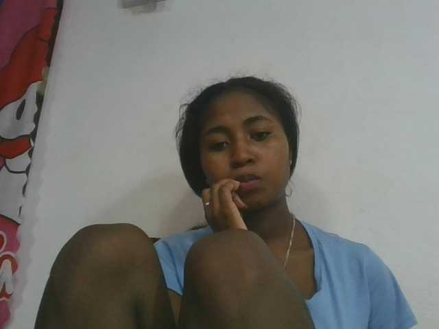 Marinah1a live cam on BongaCams