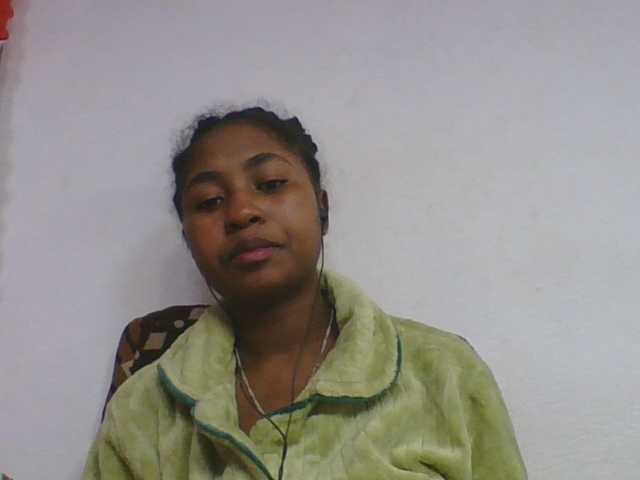 Marinah1a live cam on BongaCams