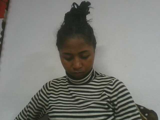 Marinah1a live cam on BongaCams