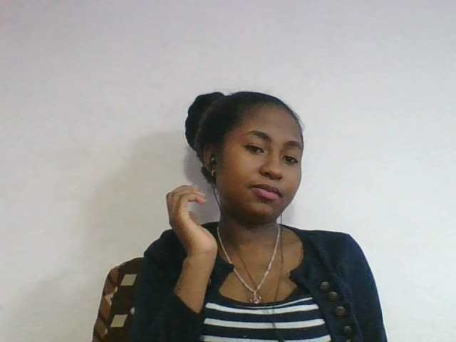 Marinah1a live cam on BongaCams
