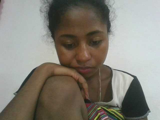 Marinah1a live cam on BongaCams