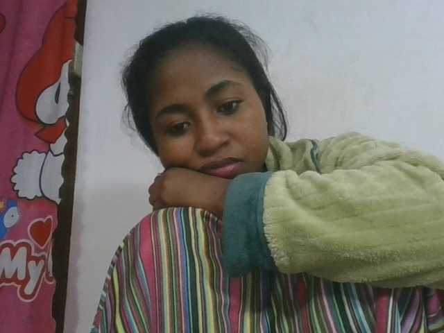 Marinah1a live cam on BongaCams