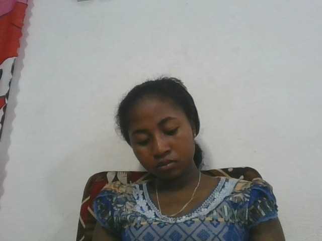Marinah1a live cam on BongaCams