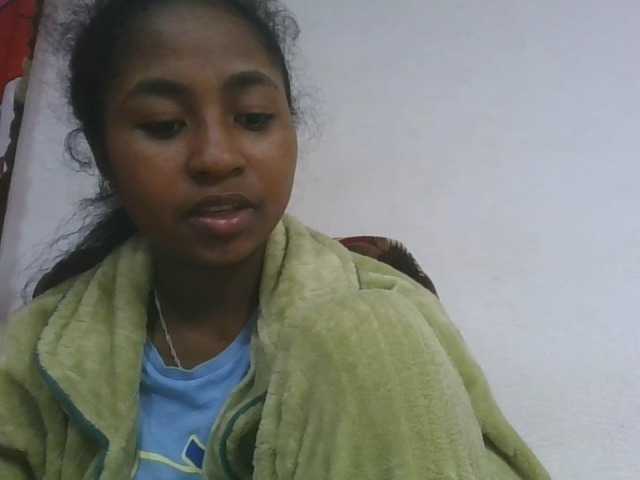 Marinah1a live cam on BongaCams