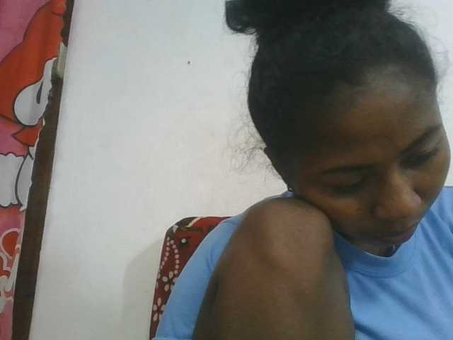 Marinah1a live cam on BongaCams