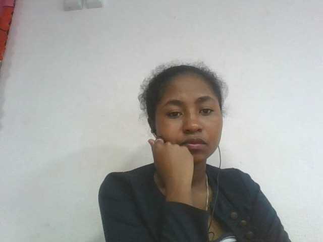 Marinah1a live cam on BongaCams