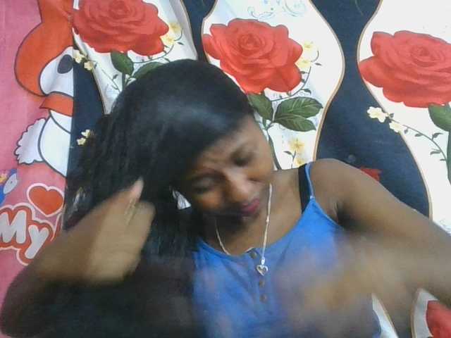 Marinah1a live cam on BongaCams